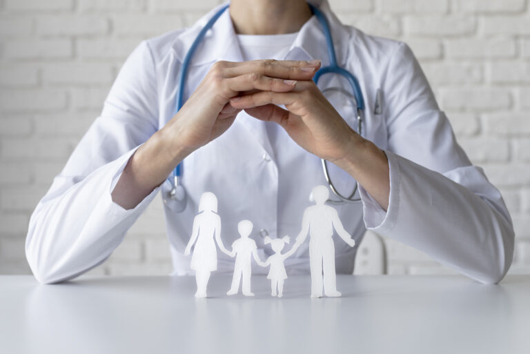 Close up doctor paper family (1)